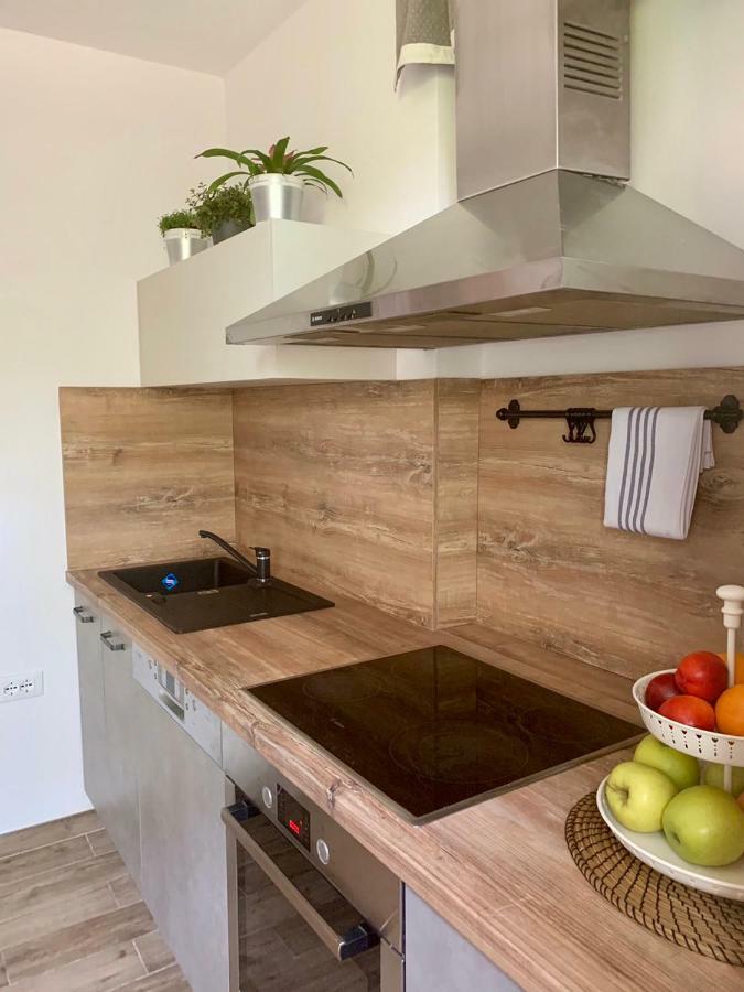 Belvia Lägenhet Rijeka Exteriör bild
